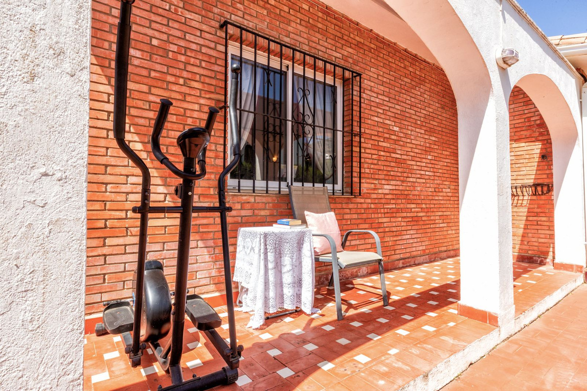 Villa for sale in Mijas
