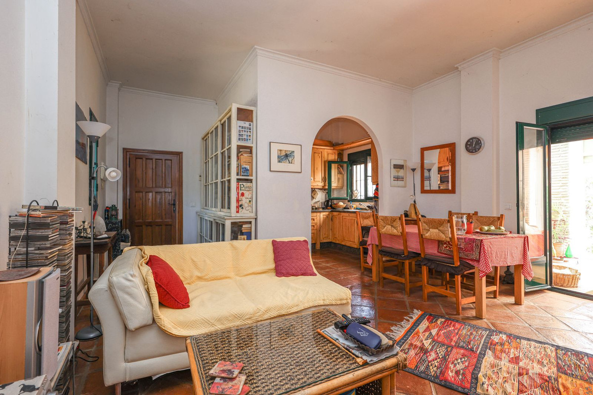 Villa for sale in Monda