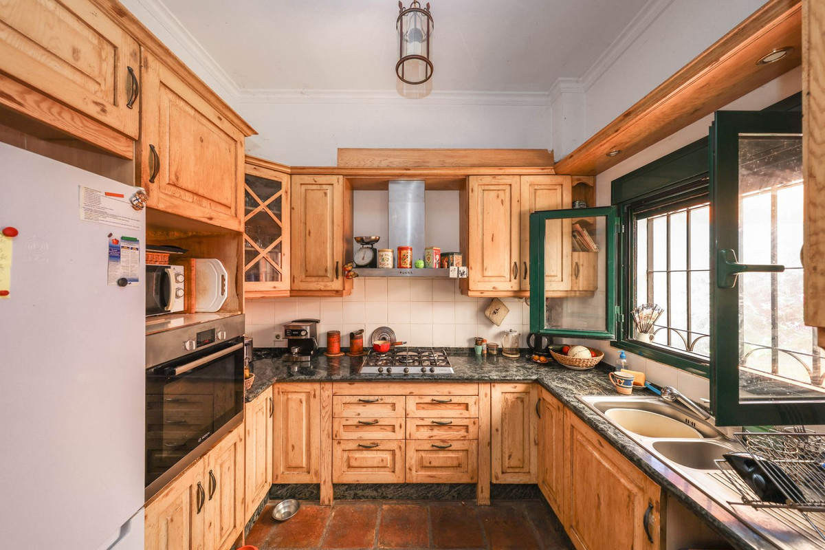 Villa for sale in Monda