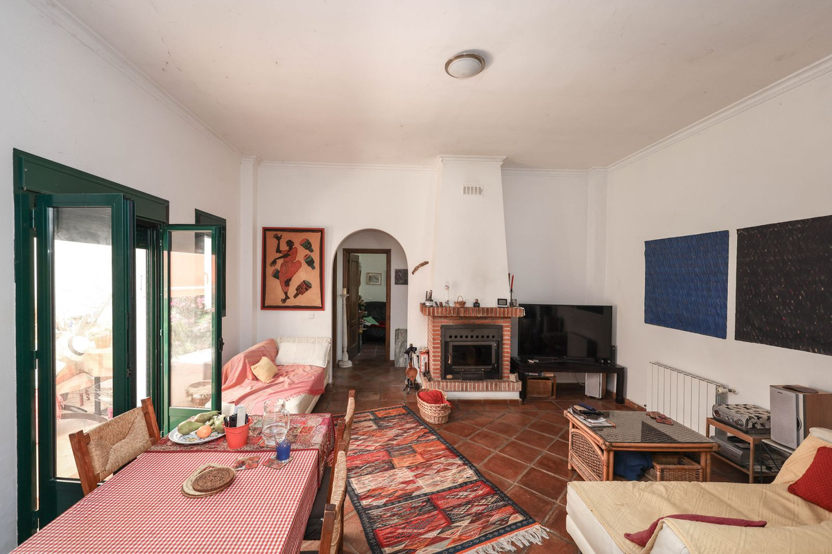 Villa for sale in Monda