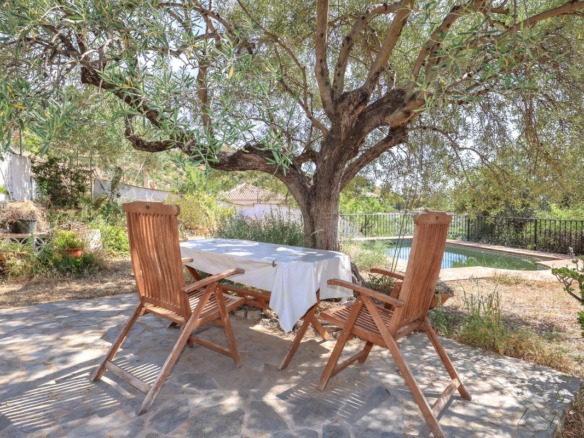 Villa for sale in Monda