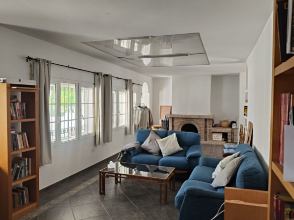 Villa for sale in Torremolinos