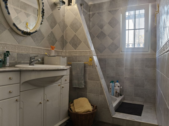 Villa for sale in Torremolinos
