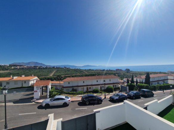 New Semi-Detached House for sale in Manilva