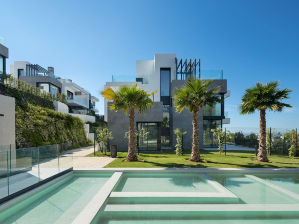 New Townhouse for sale in Marbella