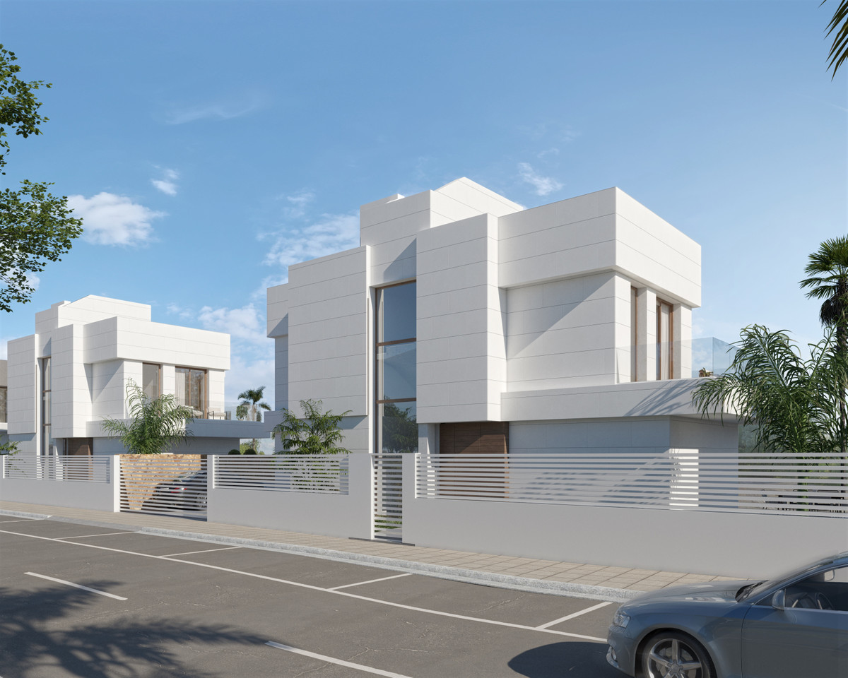 New Villa for sale in Estepona