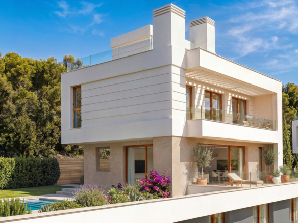 New Villa for sale in Fuengirola