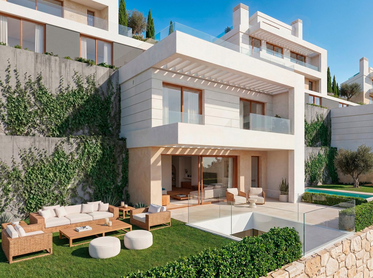 new-Villa-in-Fuengirola-Ref-R5398693U236092 New Villa for sale in Fuengirola