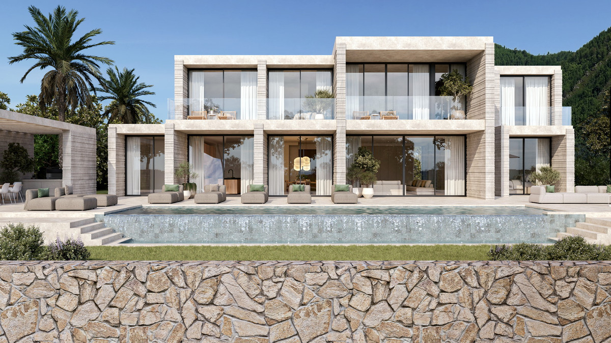 New Villa for sale in Málaga