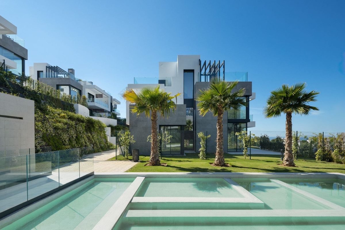 New Villa for sale in Marbella