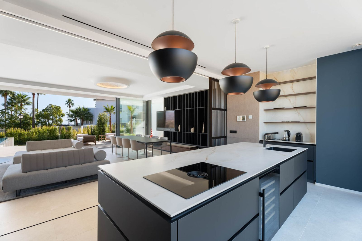 New Villa for sale in Mijas