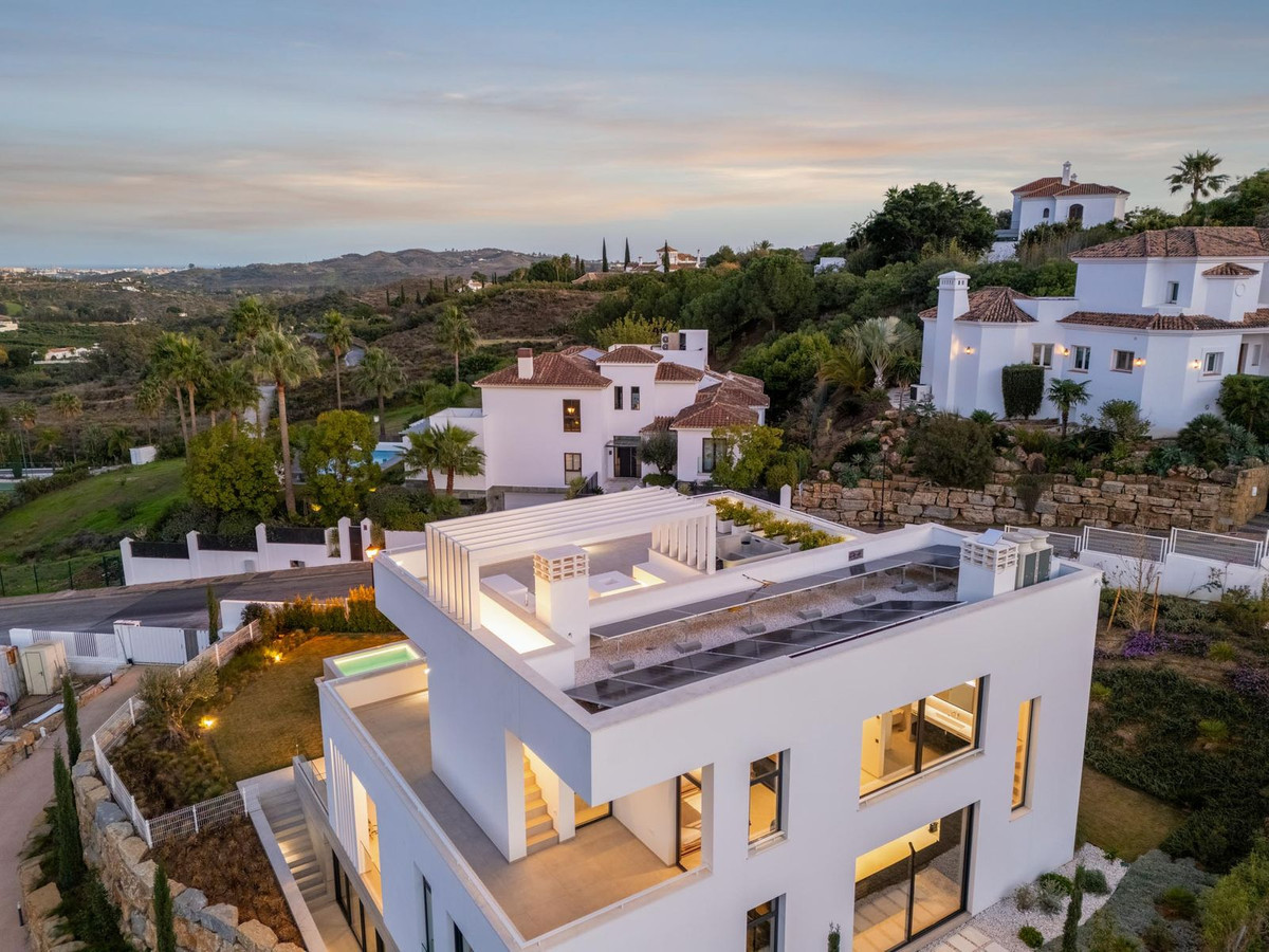 New Villa for sale in Mijas