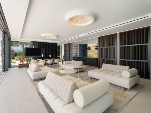 New Villa for sale in Mijas