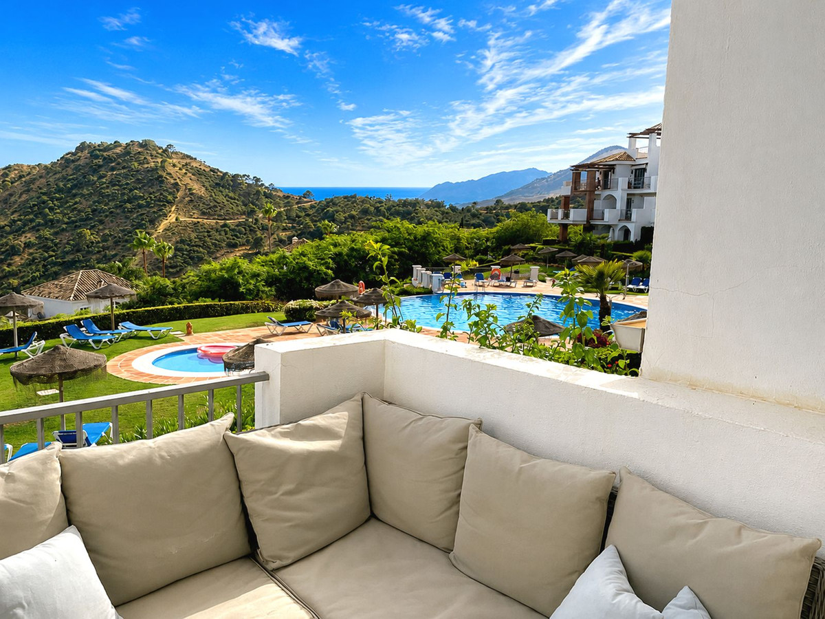 Apartment for sale in Benahavís