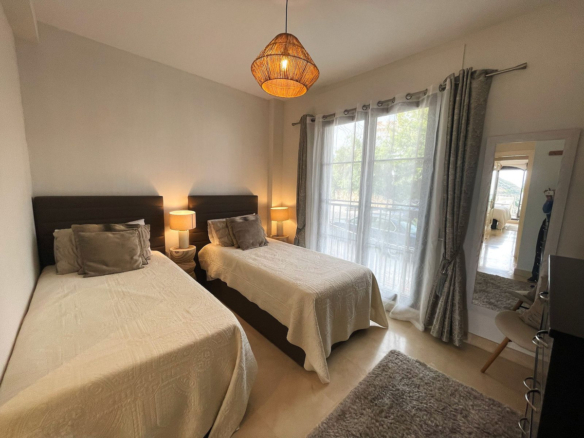 Apartment for sale in Benahavís