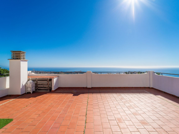 Apartment for sale in Benalmadena