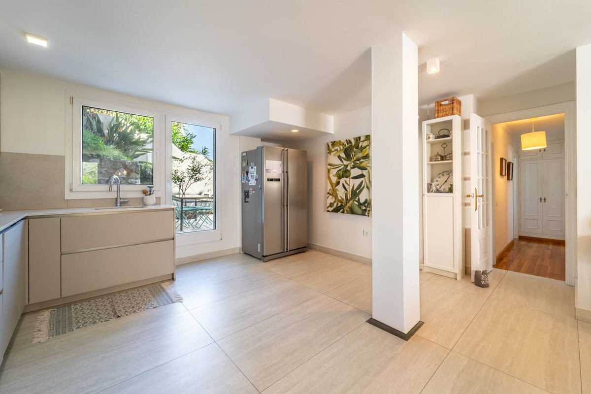Apartment for sale in Benalmadena