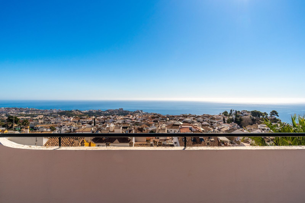 Apartment-in-Benalmadena-Ref-R5437138 Apartment for sale in Benalmadena