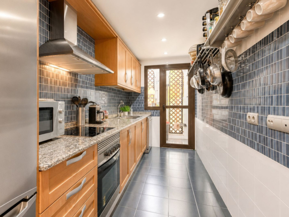 Apartment for sale in Estepona