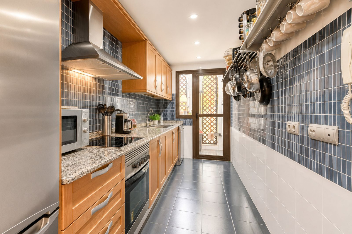 Apartment for sale in Estepona