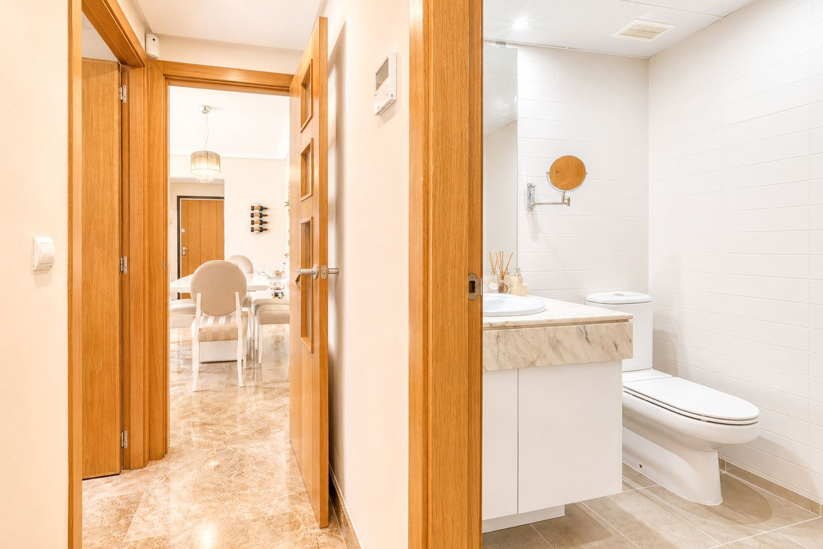 Apartment for sale in Estepona