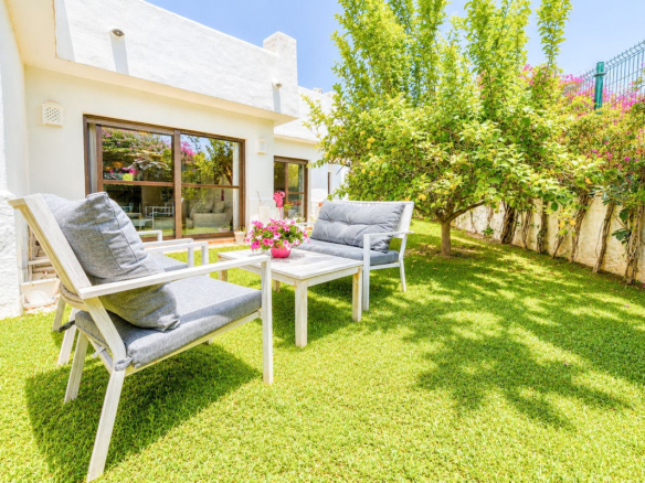 Apartment for sale in Estepona