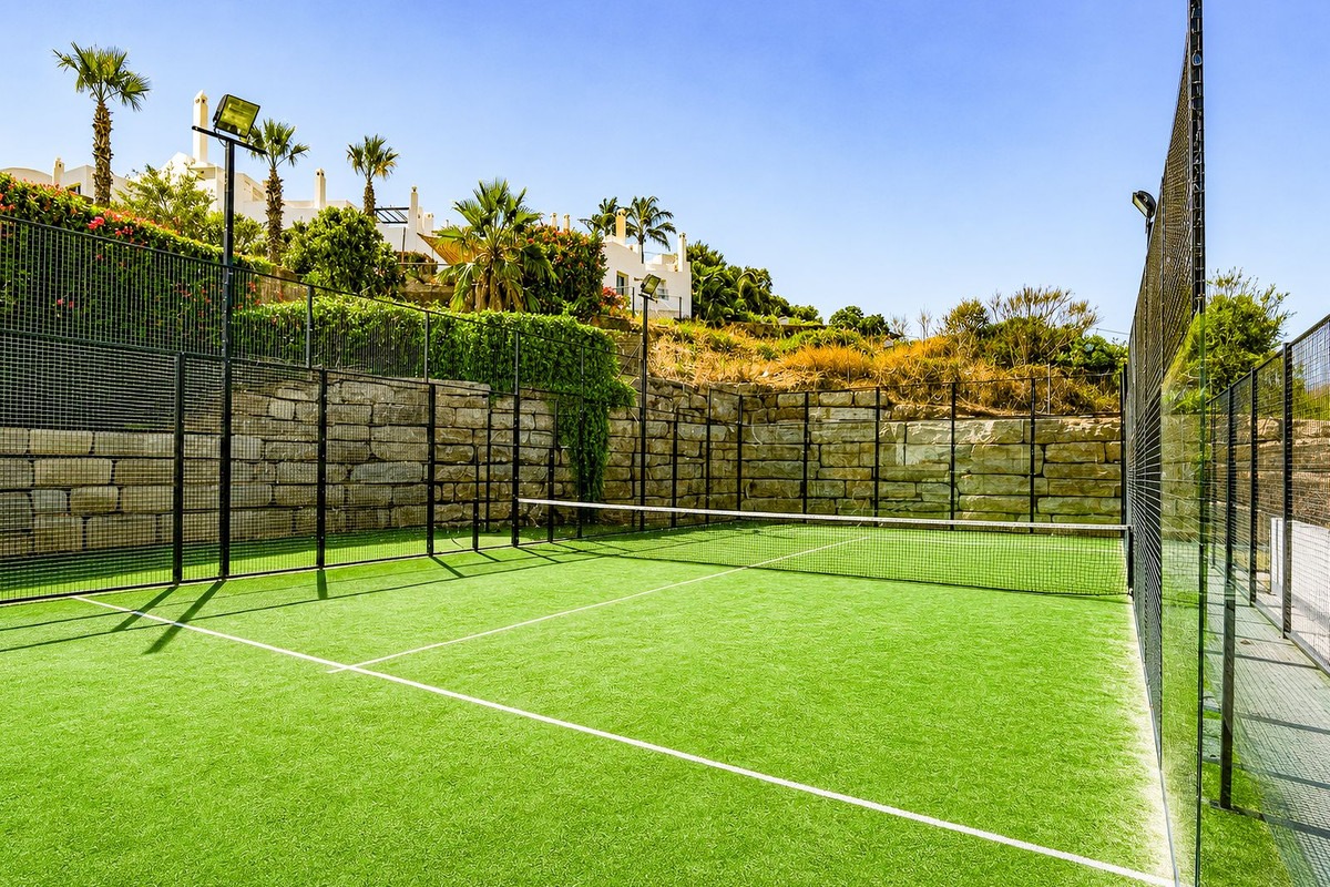 Apartment for sale in Estepona