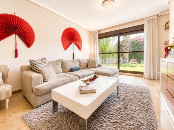Apartment for sale in Estepona