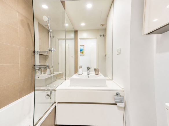 Apartment for sale in Estepona