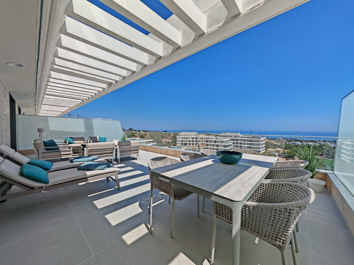 Apartment for sale in Estepona