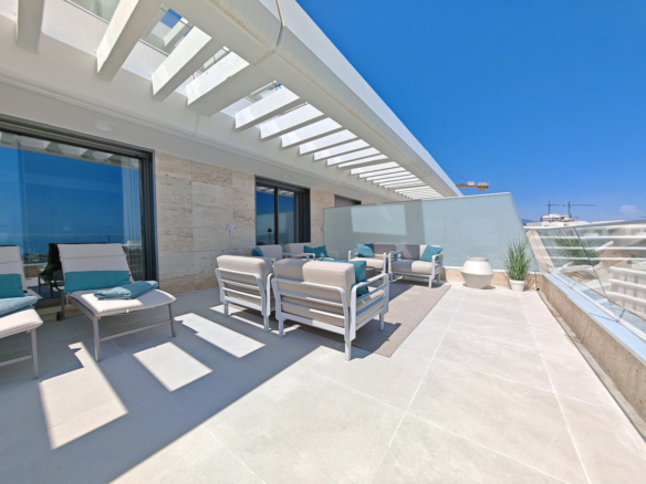 Apartment for sale in Estepona
