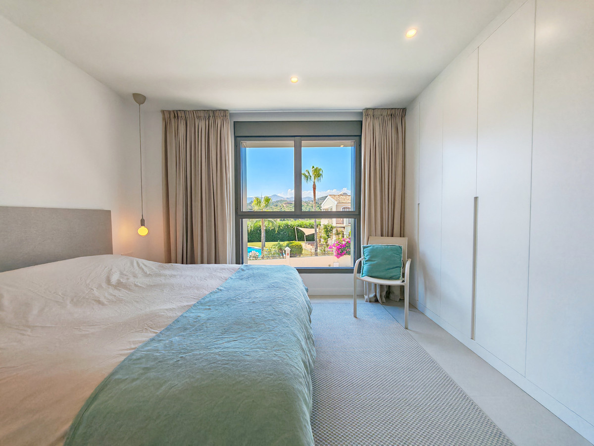 Apartment for sale in Estepona