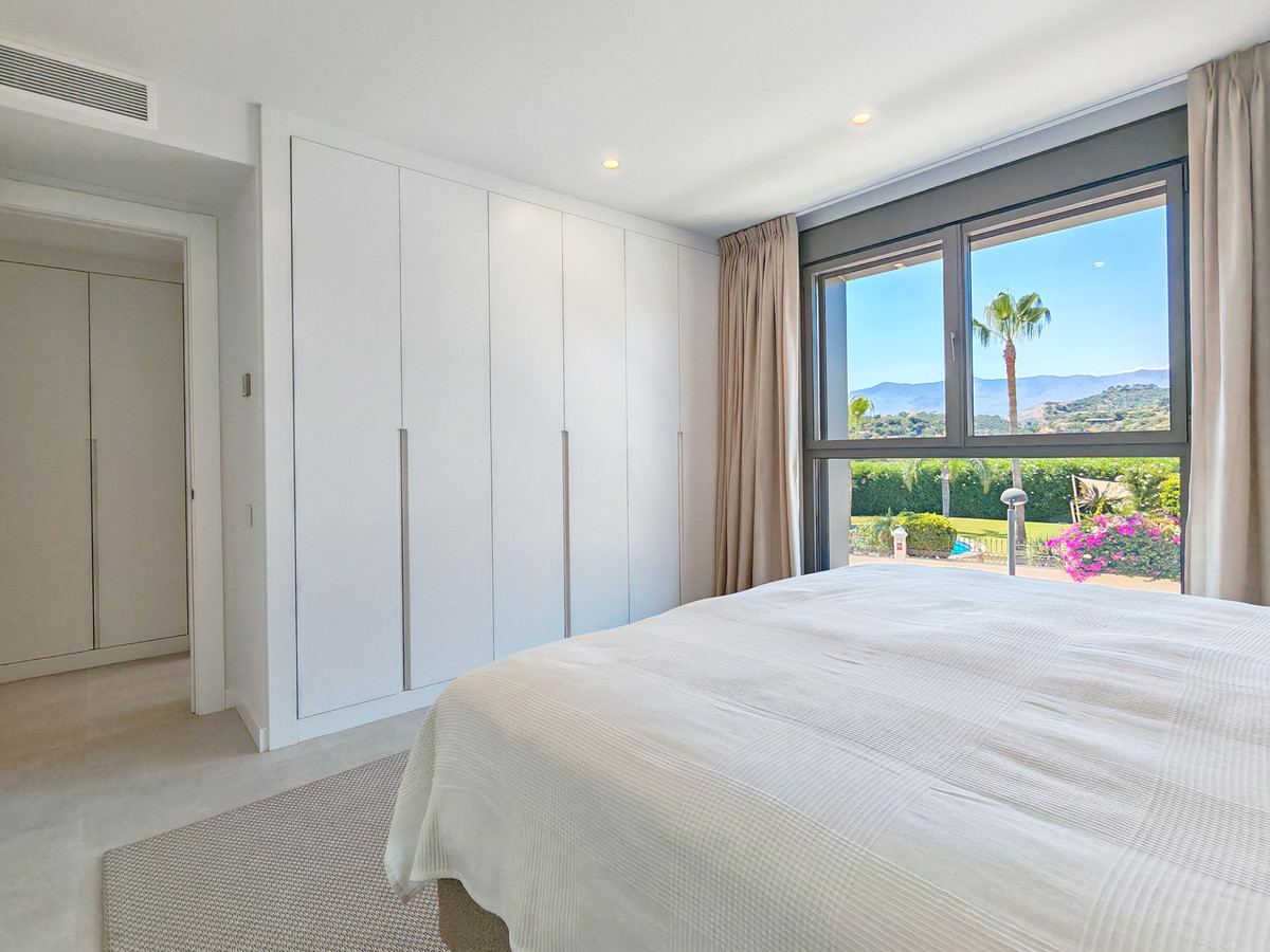 Apartment for sale in Estepona