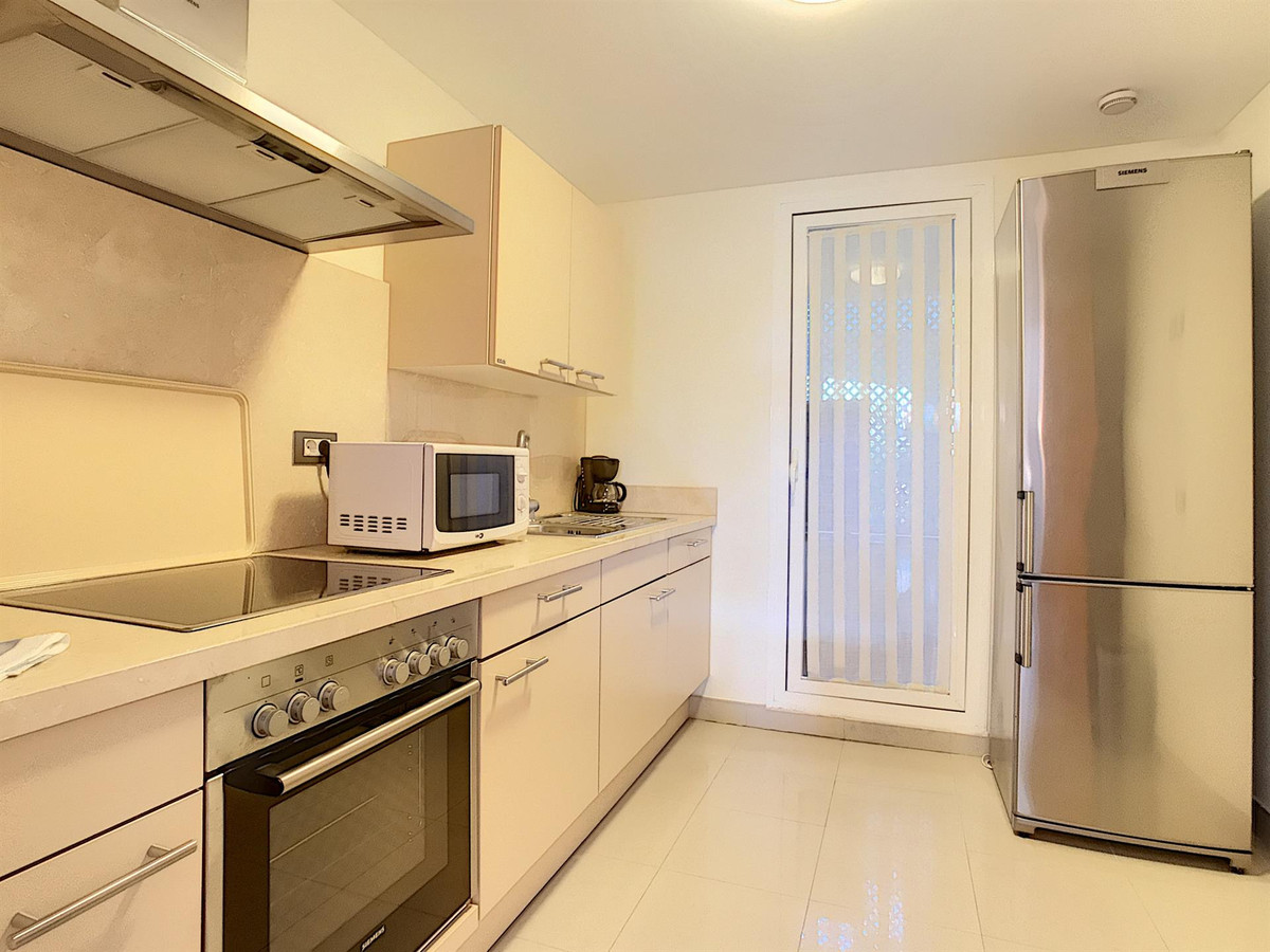 Apartment for sale in Estepona