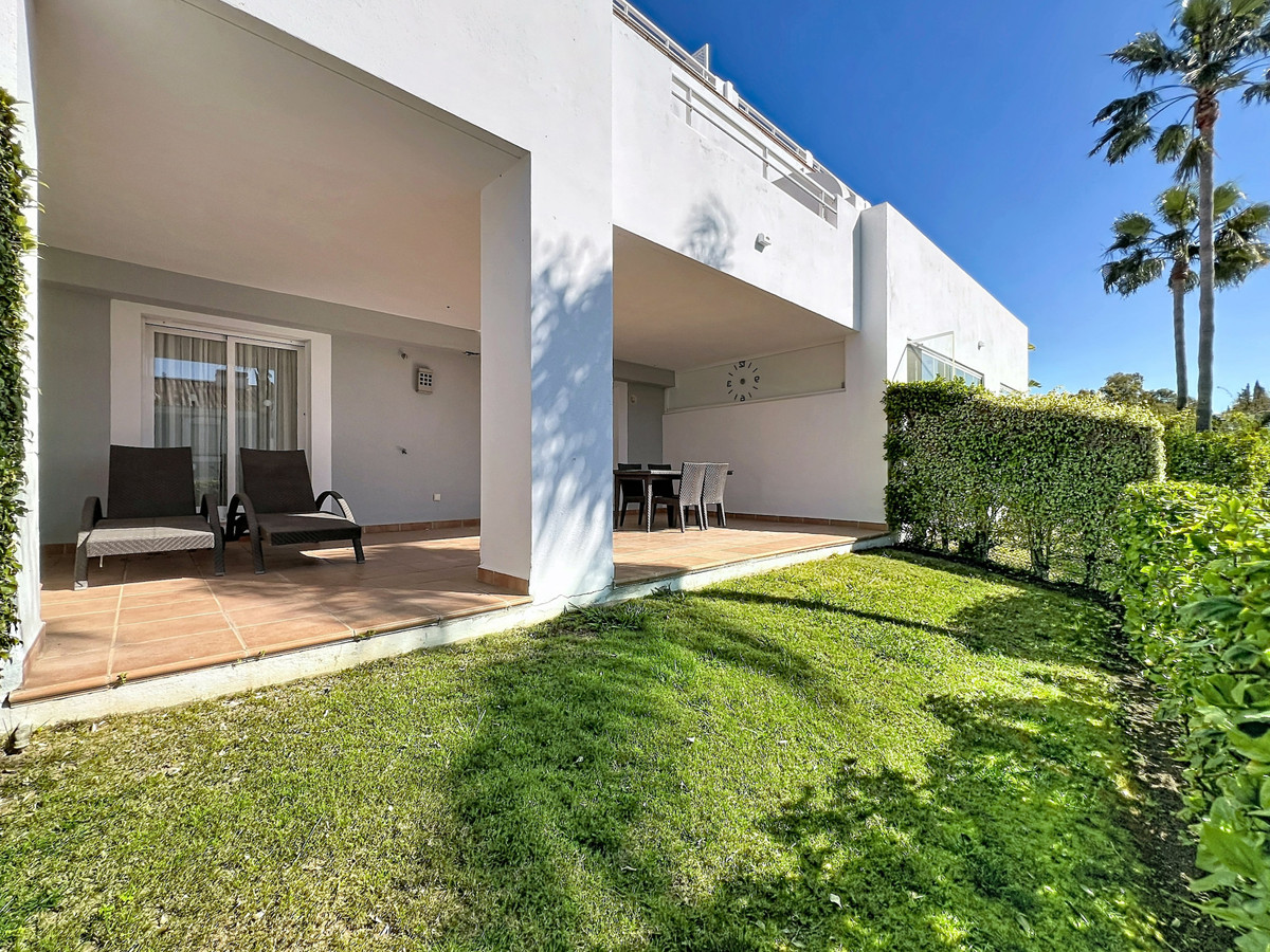 Apartment for sale in Estepona