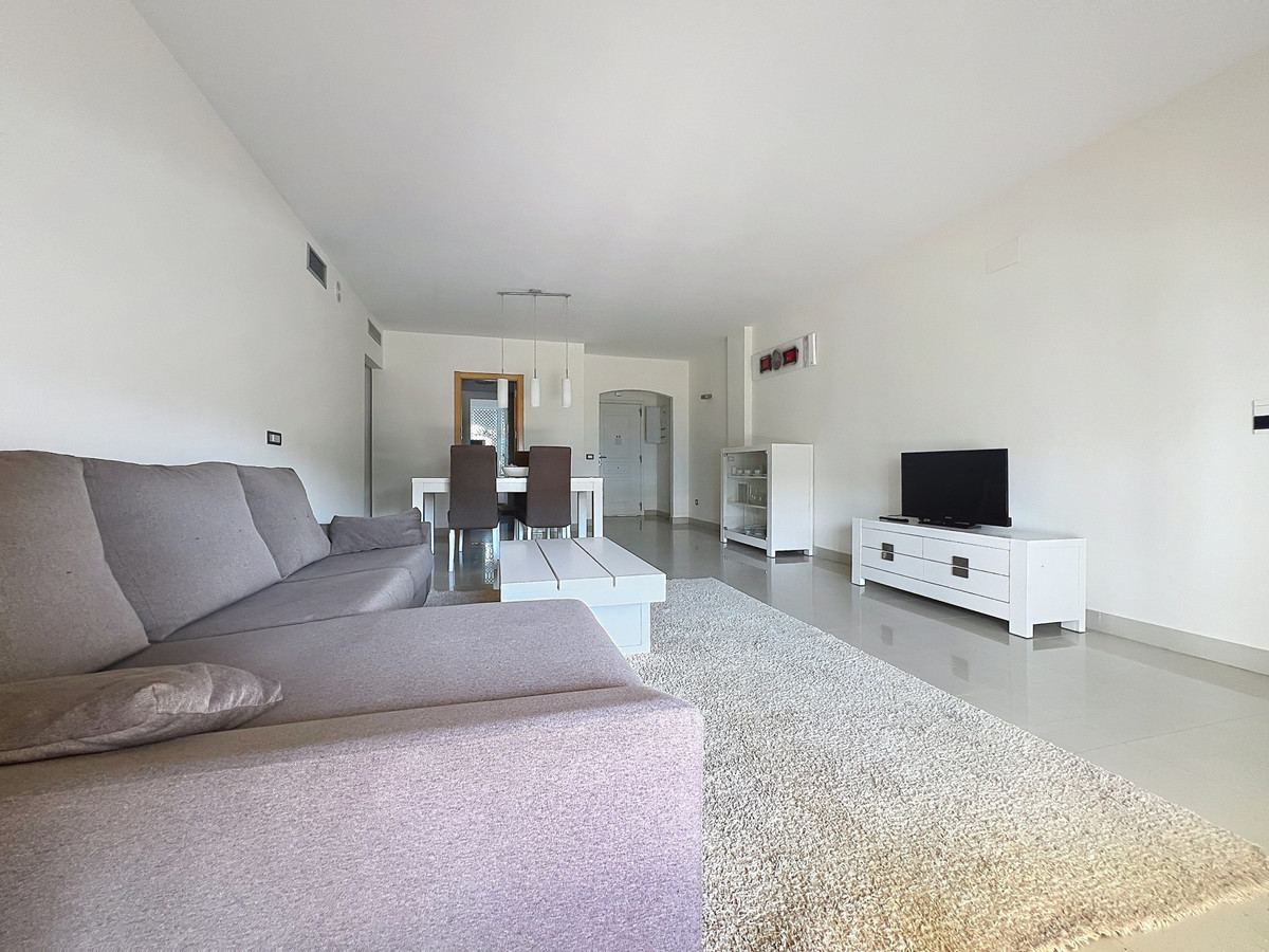 Apartment for sale in Estepona