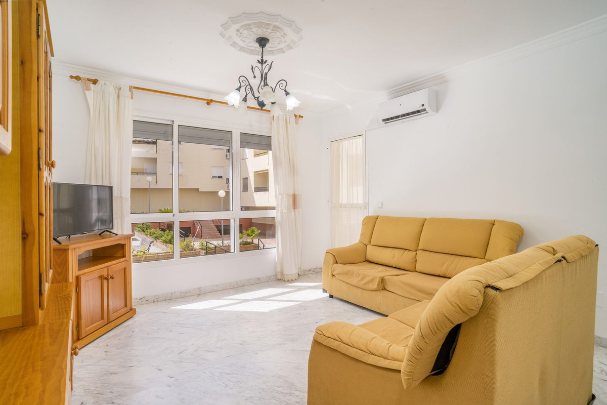Apartment for sale in Estepona