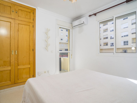 Apartment for sale in Estepona