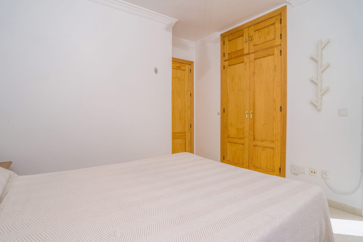 Apartment for sale in Estepona