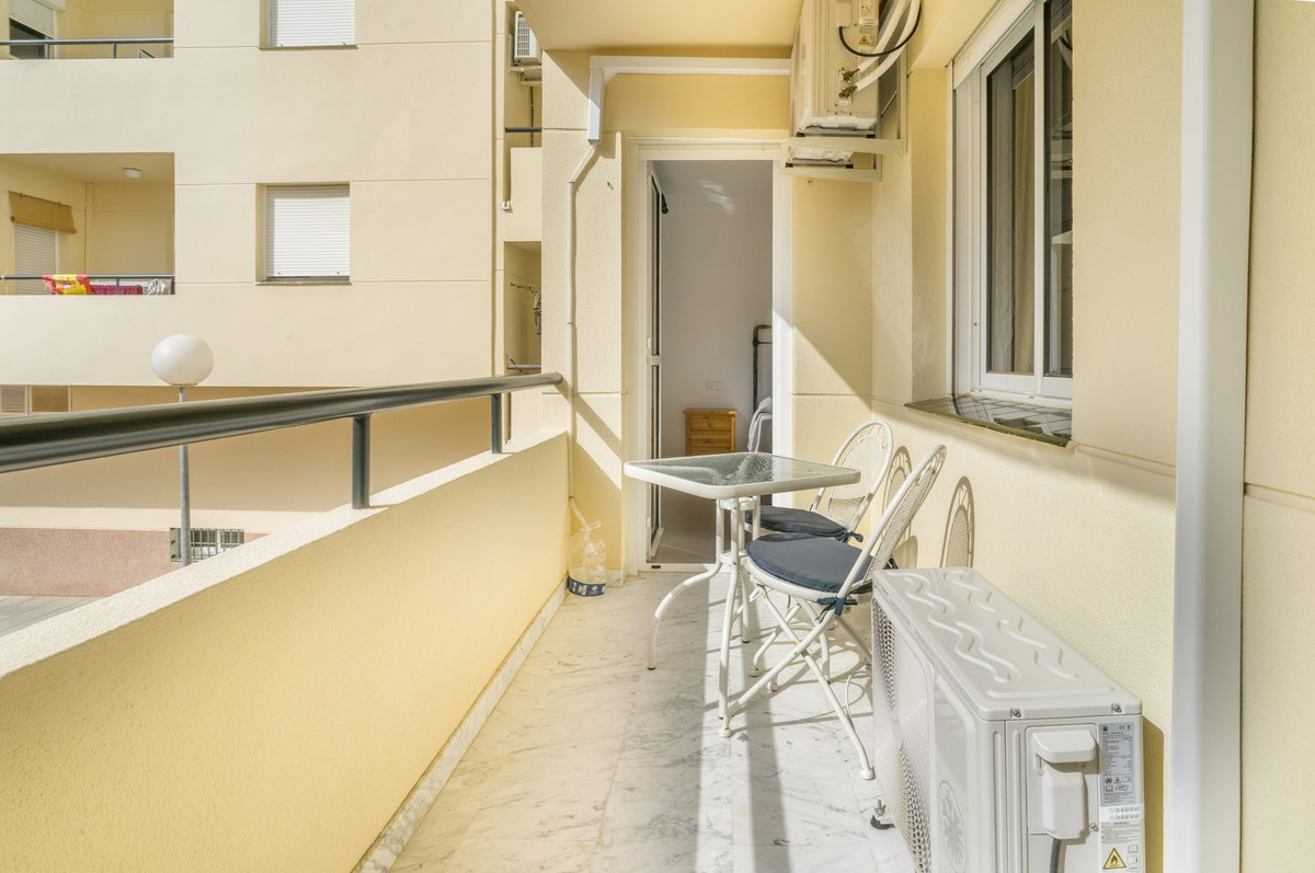 Apartment for sale in Estepona