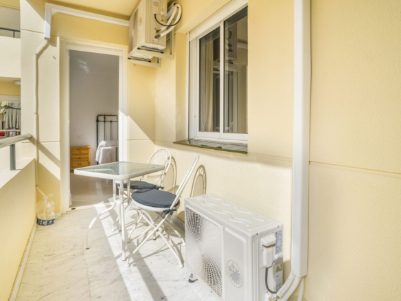 Apartment for sale in Estepona