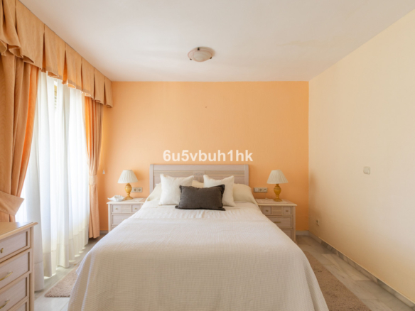 Apartment for sale in Fuengirola
