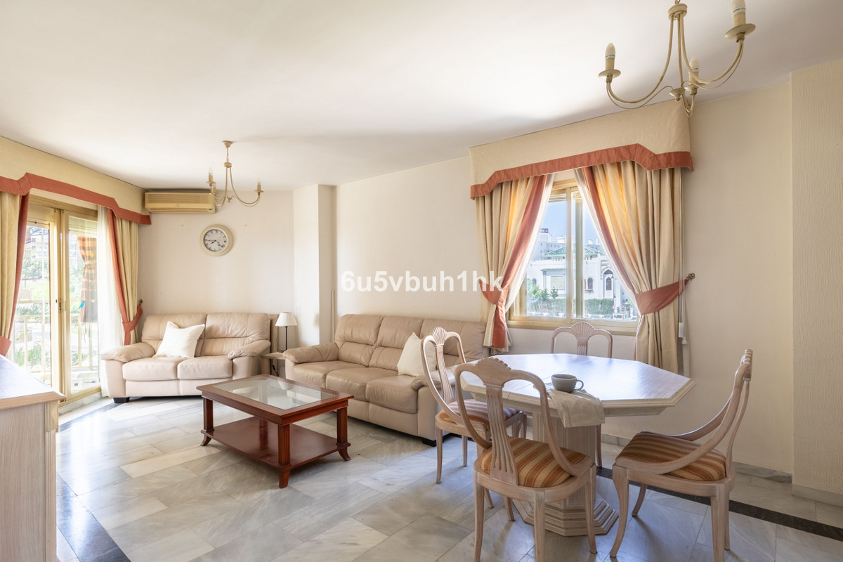 Apartment for sale in Fuengirola