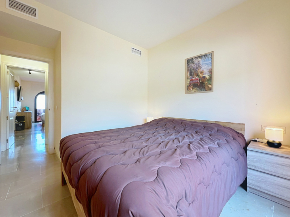 Apartment for sale in Manilva