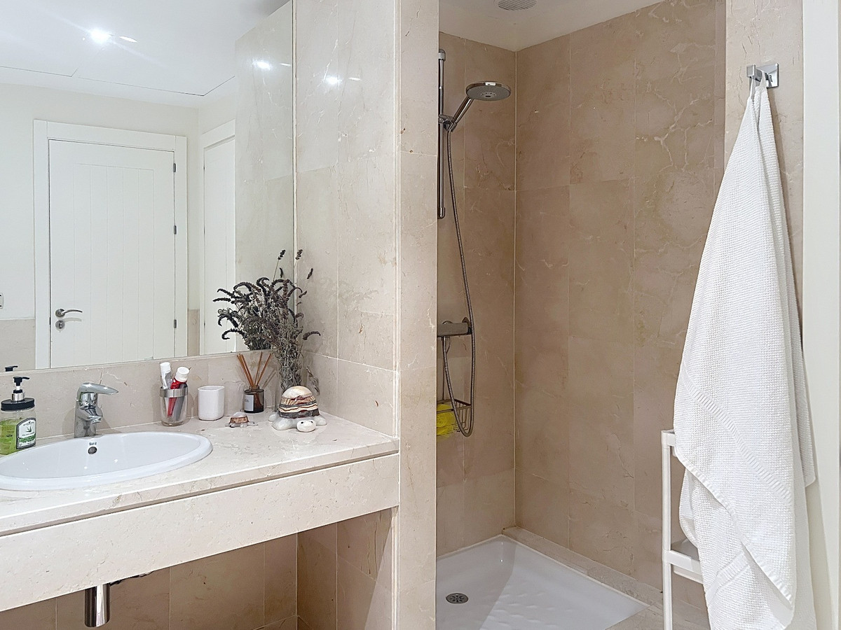 Apartment for sale in Manilva