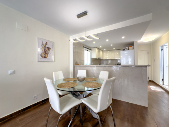 Apartment for sale in Manilva