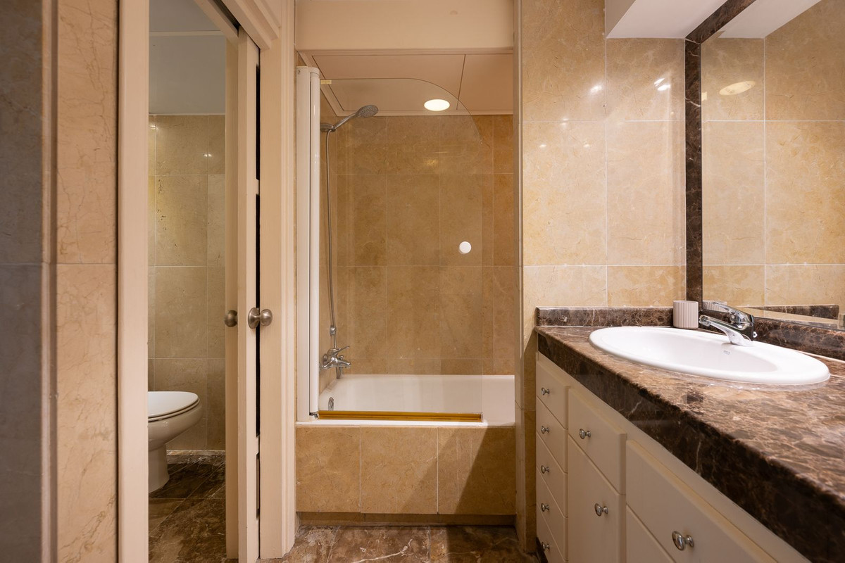 Apartment for sale in Marbella