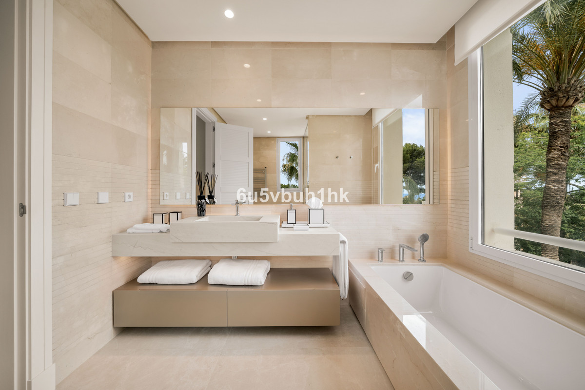 Apartment for sale in Marbella