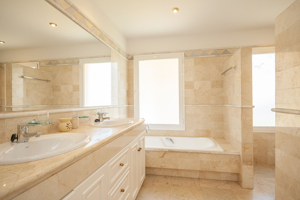 Apartment for sale in Marbella