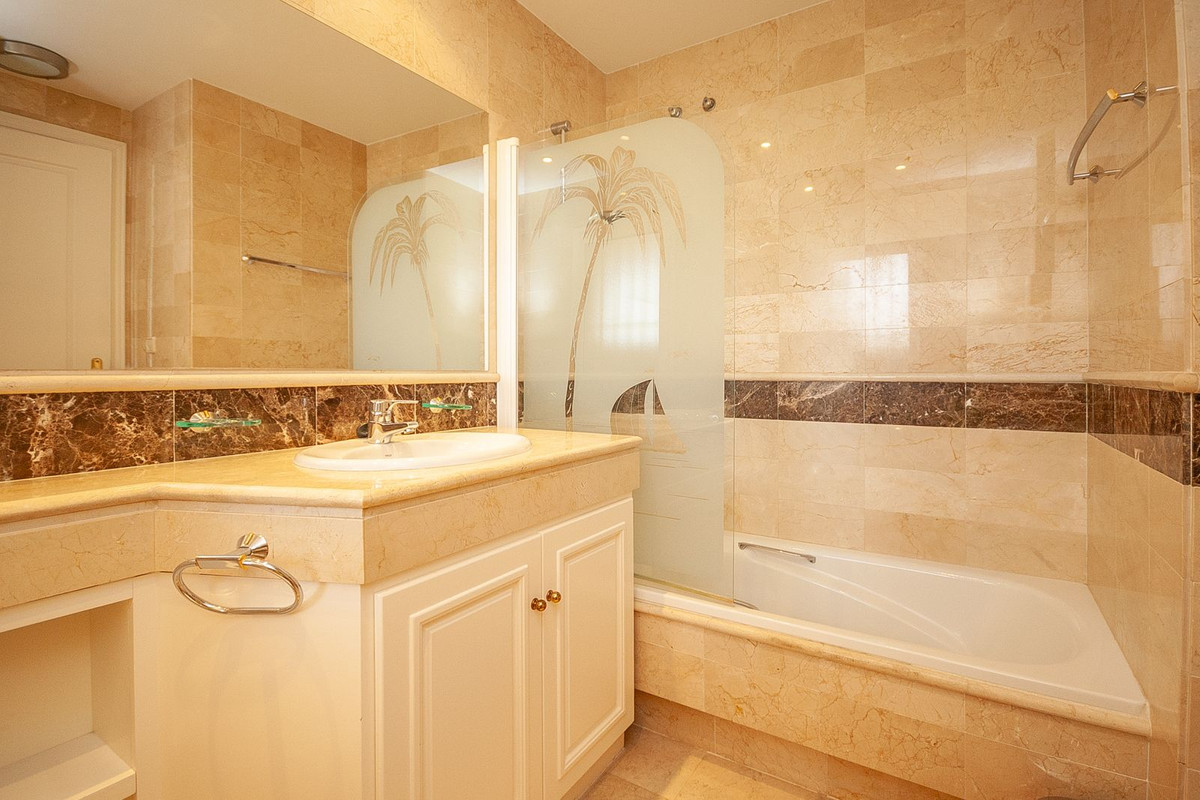 Apartment for sale in Marbella